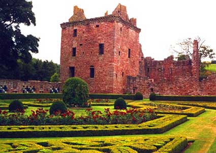Photo of the Tower House of Edzell Castle